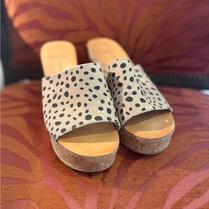 Dolce Vita leopard and cork platform